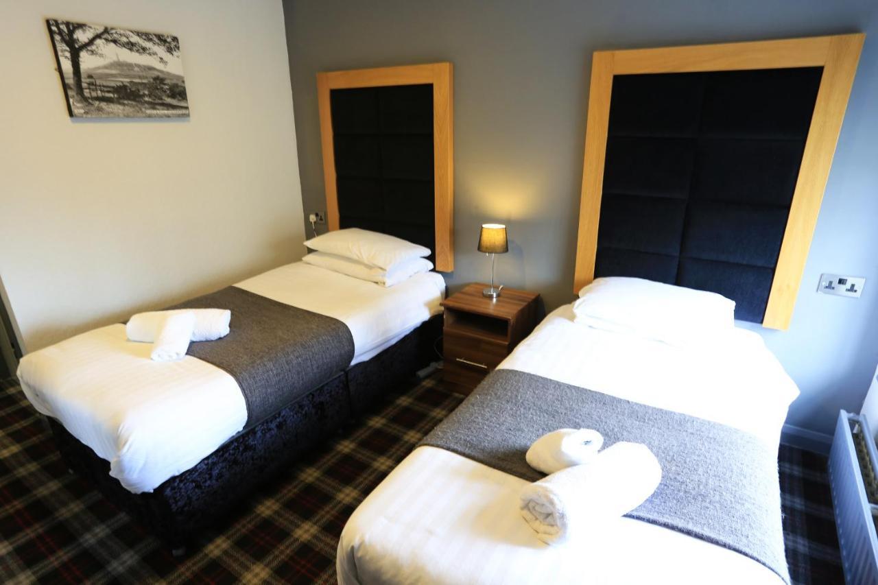 Huddersfield Hotel Bagian luar foto