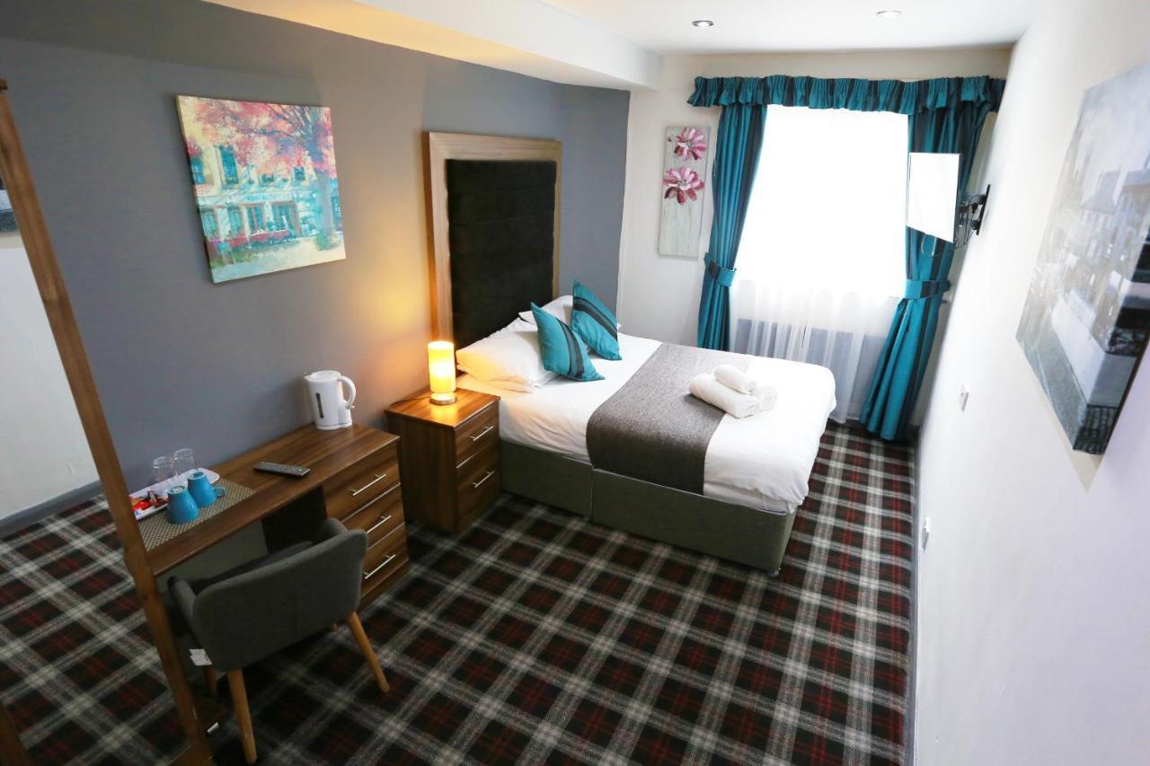 Huddersfield Hotel Bagian luar foto