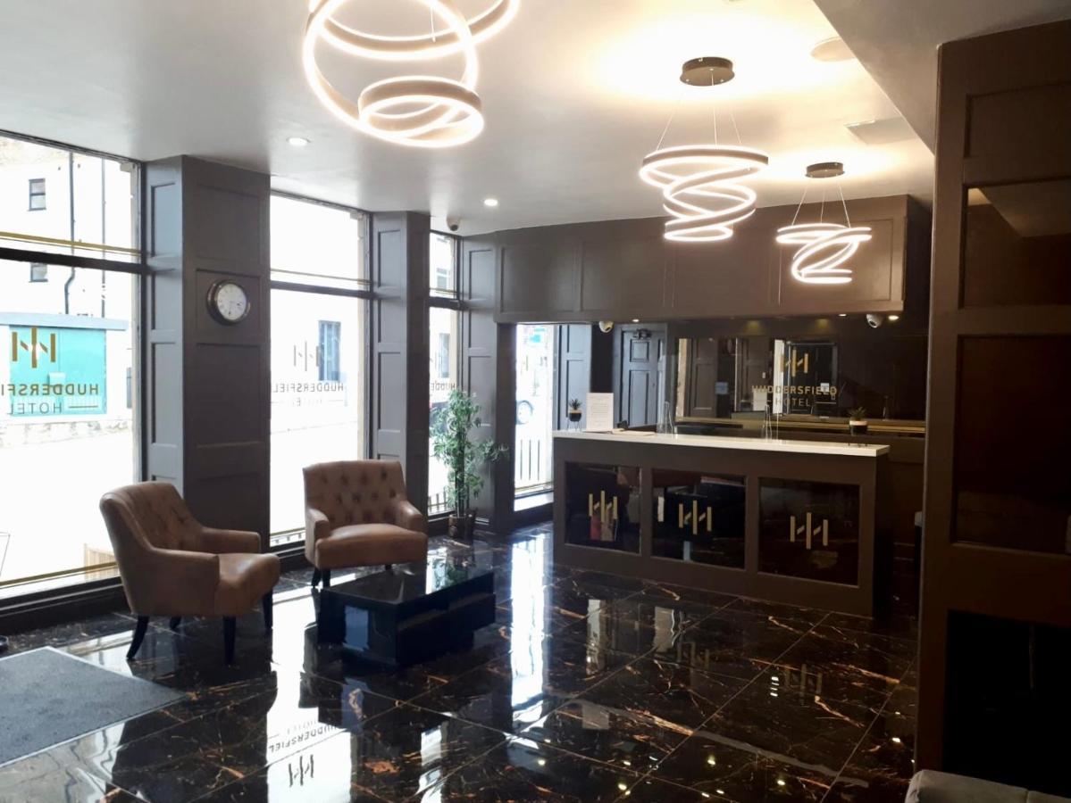 Huddersfield Hotel Bagian luar foto