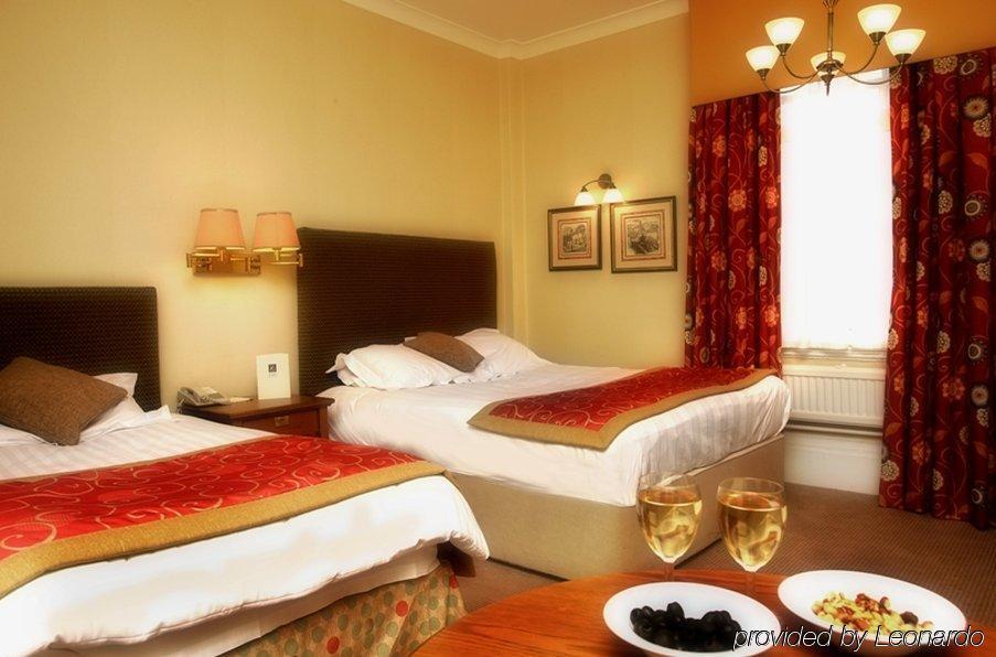 Huddersfield Hotel Bagian luar foto