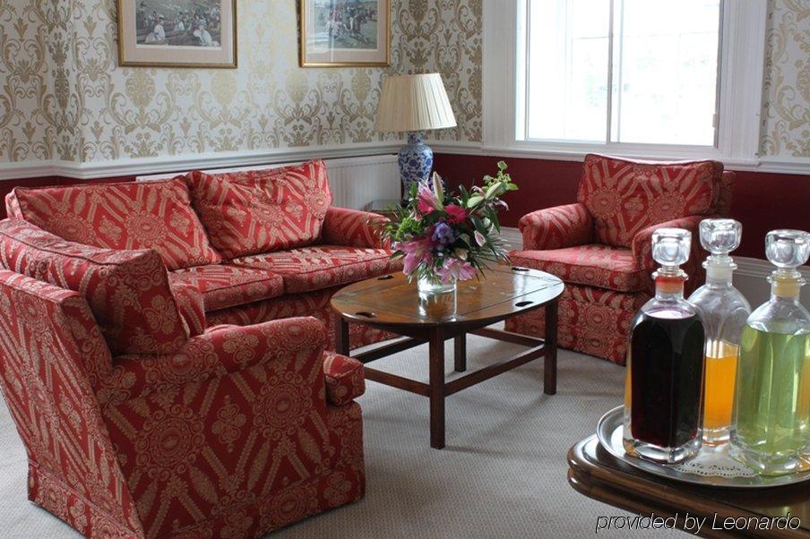 Huddersfield Hotel Bagian luar foto