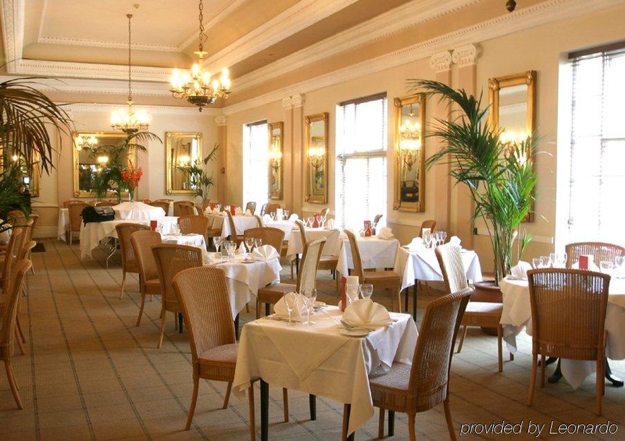 Huddersfield Hotel Bagian luar foto