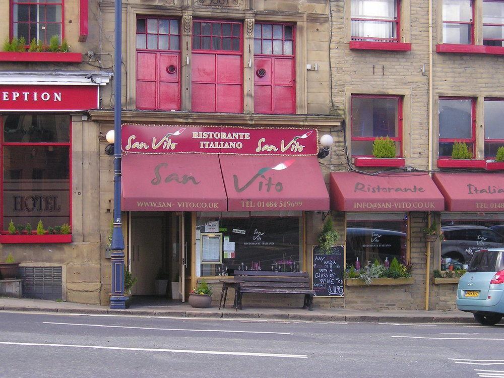 Huddersfield Hotel Bagian luar foto